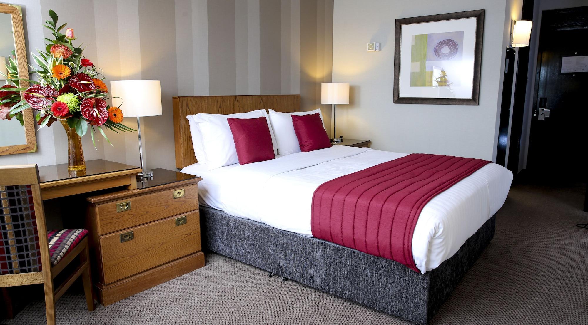 Clarion Cedar Court Wakefield Hotel Exterior foto
