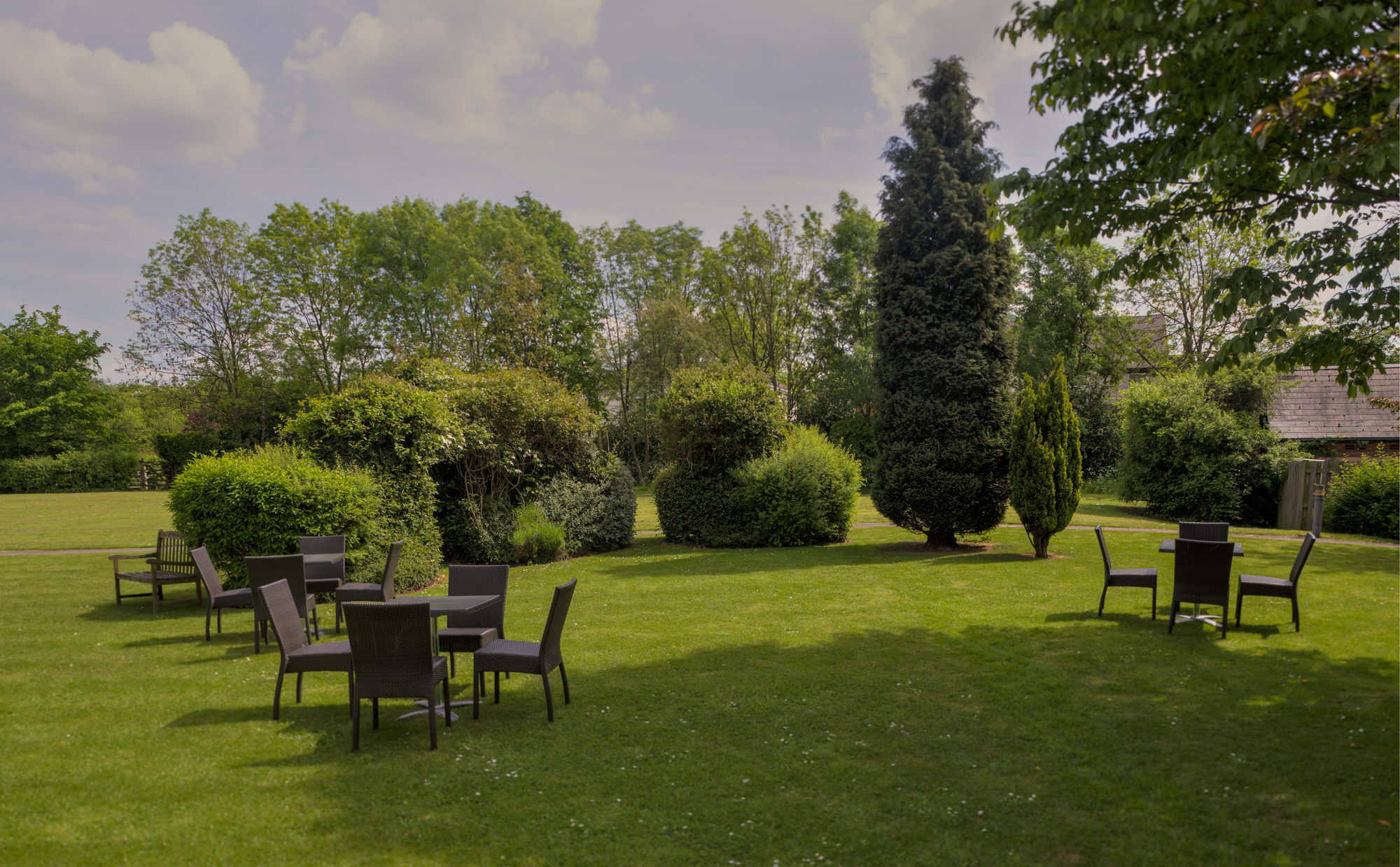 Clarion Cedar Court Wakefield Hotel Exterior foto
